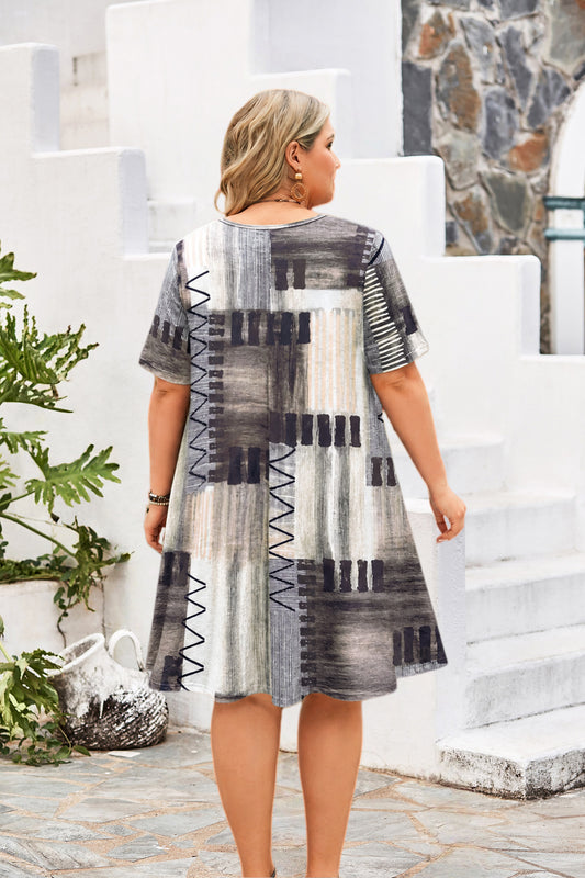 Women's Plus Size Plaid Dress – Short Sleeve with Pockets