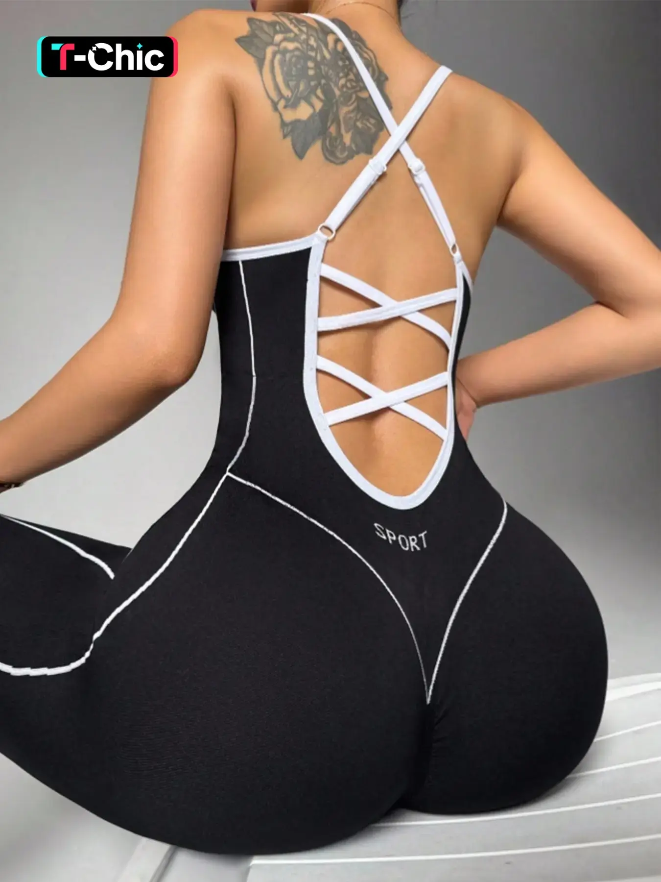 Women's Seamless Sports Jumpsuit | Halter Neck Cross-Back | High-Stretch Yoga Gym Cycling Romper