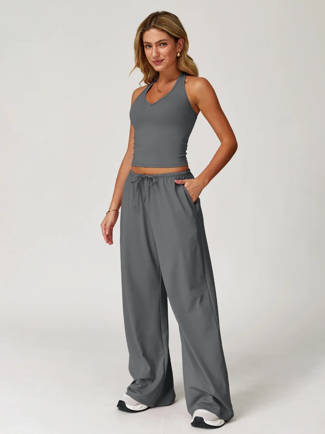 Women's Solid Halter Neck Top & Wide Leg Pants Sports Set, Casual Sleeveless Top & Pants for Daily Outdoor Wear, Ladies Sportswear for Tennis Running, Workout Clothes, Outdoor Sports Clothing