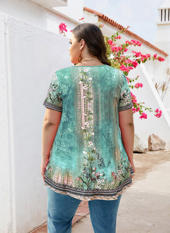 Women's Plus Size Floral Tunic Top – Short Sleeve, Flowy Swing Blouse to Wear with Leggings